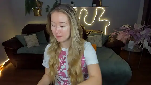 PollyOcean online show from 09-10-25, 05:40