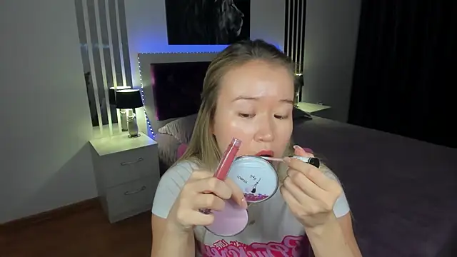 PollyOcean online show from 11-30-25, 12:53