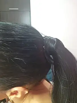 Snapshot of lissglow chatting on 11-03-25, 10:42 lissglow online show from 11-03-25, 10:42