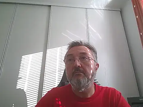 Snapshot of steb06 chatting on 12-05-25, 02:25 steb06 online show from 12-05-25, 02:25