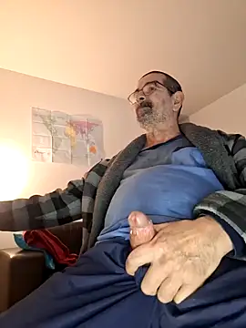 Snapshot of silvio-aus-luzern-CH chatting on 01-28-25, 08:36 silvio-aus-luzern-CH online show from 01-28-25, 08:36