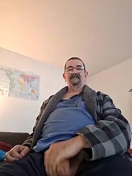 Snapshot of silvio-aus-luzern-CH chatting on 02-12-25, 07:55 silvio-aus-luzern-CH online show from 02-12-25, 07:55