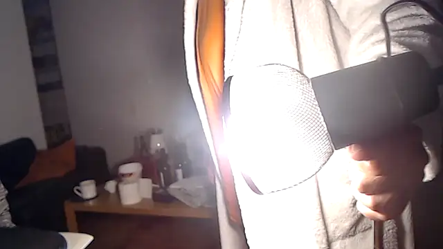 Snapshot of silvio-aus-luzern-CH chatting on 09-09-25, 03:28 silvio-aus-luzern-CH online show from 09-09-25, 03:28