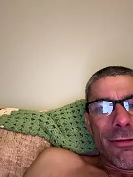 Snapshot of boysix@xh chatting on 10-24-25, 04:42 boysixxh online show from 10-24-25, 04:42