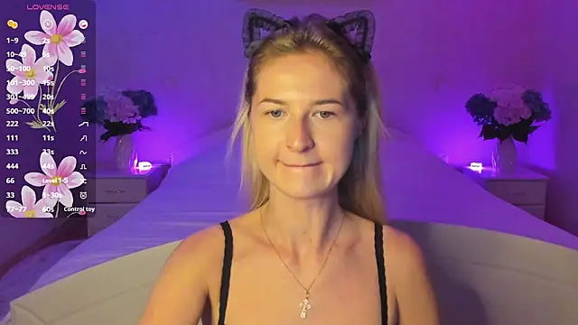 AnnaCarrera online show from 09-16-25, 06:20