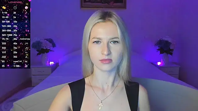 AnnaCarrera online show from 11-24-25, 06:51