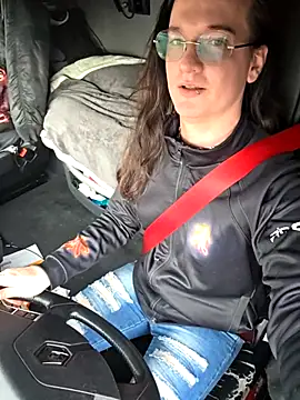 Snapshot of HotysimeHot1 chatting on 01-15-26, 05:49 HotysimeHot1 online show from 01-15-26, 05:49