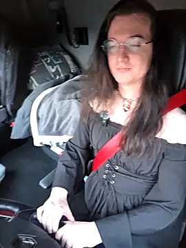 Snapshot of HotysimeHot1 chatting on 02-04-26, 07:36 HotysimeHot1 online show from 02-04-26, 07:36