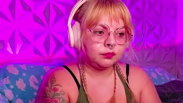 Satyn doll online show from 10-05-25, 10:18