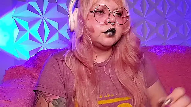 Satyn doll online show from 05-06-26, 12:41