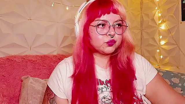 Snapshot of Satyn_doll chatting on 07-07-26, 11:31 Satyn doll online show from 07-07-26, 11:31