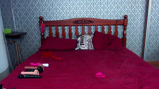 Snapshot of BeautyAnnaX chatting on 03-13-25, 12:56 BeautyAnnaX online show from 03-13-25, 12:56
