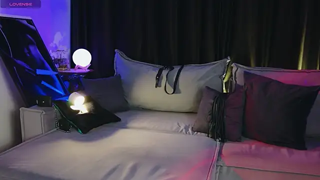 Snapshot of Fire_error chatting on 11-10-25, 08:13 Fire error online show from 11-10-25, 08:13