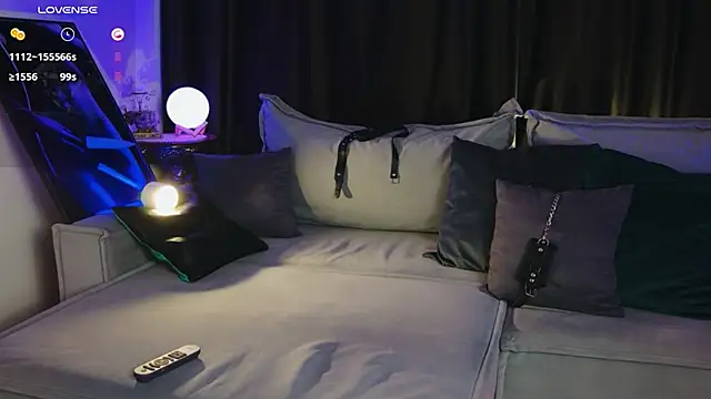 Snapshot of Fire_error chatting on 11-21-25, 08:13 Fire error online show from 11-21-25, 08:13