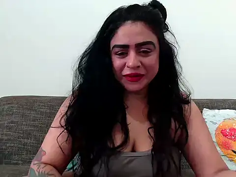 indianishkq7 online show from 11-21-25, 07:51