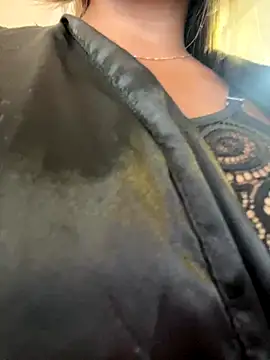 Snapshot of milly_cruz chatting on 01-05-26, 07:17 milly cruz online show from 01-05-26, 07:17