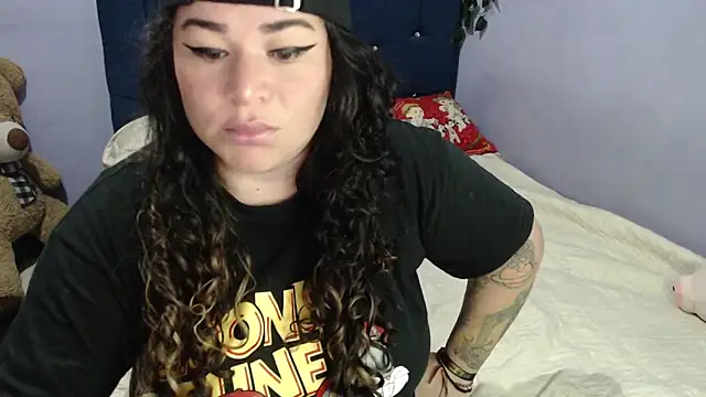 ANGELIQUE KLANE online show from 12-29-24, 04:51