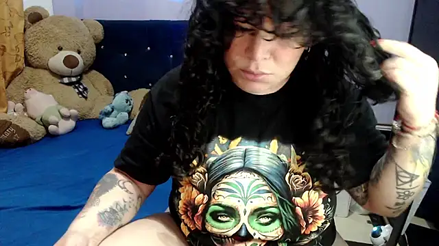 ANGELIQUE KLANE online show from 11-23-25, 05:51