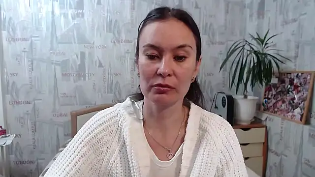 GinaQSoul online show from 09-19-25, 06:08