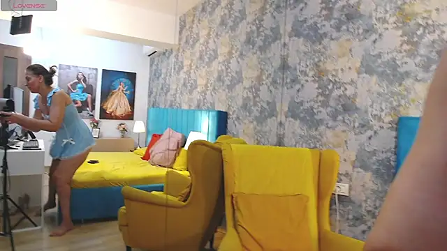 LisaCroft online show from 09-15-25, 07:19