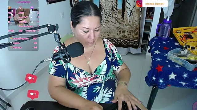Brenda Berck  online show from 03-13-25, 01:32