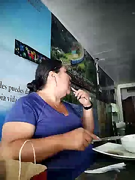 Brenda Berck  online show from 04-14-26, 02:45
