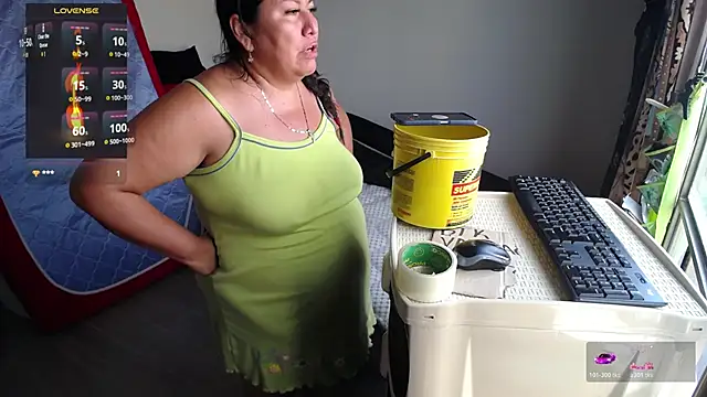 Snapshot of Brenda_Berck_ chatting on 06-05-26, 09:20 Brenda Berck online show from 06-05-26, 09:20