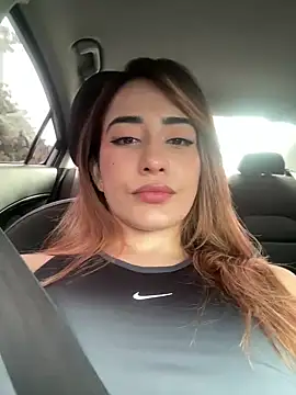 CATALINA RESTREPO online show from 01-24-25, 07:49