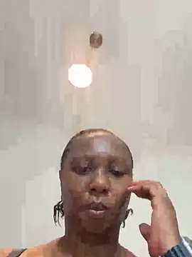 Snapshot of Bootyliciouse21X chatting on 02-01-26, 08:29 Bootyliciouse21X online show from 02-01-26, 08:29