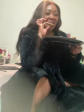 Snapshot of Bootyliciouse21X chatting on 06-27-26, 06:02 Bootyliciouse21X online show from 06-27-26, 06:02
