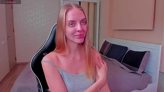 Snapshot of Jam_cream chatting on 01-26-25, 08:36 Jam cream online show from 01-26-25, 08:36