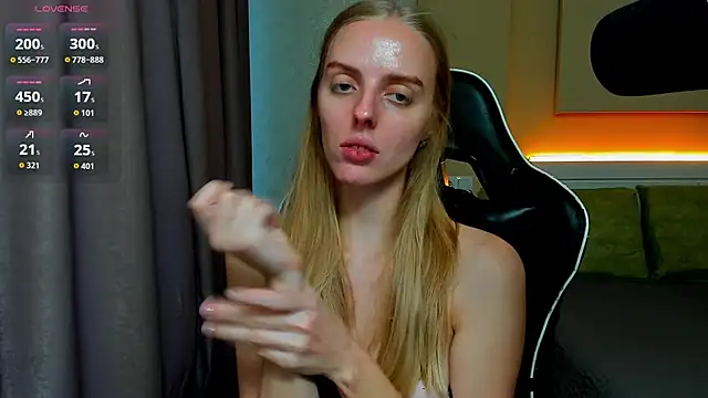 Snapshot of Jam_cream chatting on 09-22-25, 03:03 Jam cream online show from 09-22-25, 03:03