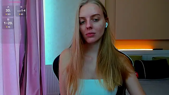 Snapshot of Jam_cream chatting on 10-01-25, 10:43 Jam cream online show from 10-01-25, 10:43