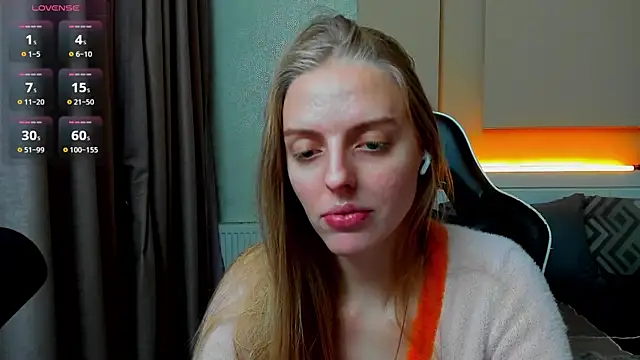 Snapshot of Jam_cream chatting on 10-06-25, 03:20 Jam cream online show from 10-06-25, 03:20