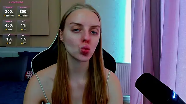 Snapshot of Jam_cream chatting on 11-13-25, 08:13 Jam cream online show from 11-13-25, 08:13