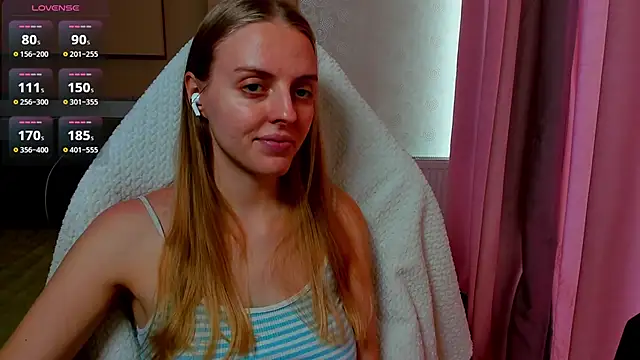 Snapshot of Jam_cream chatting on 11-30-25, 10:52 Jam cream online show from 11-30-25, 10:52