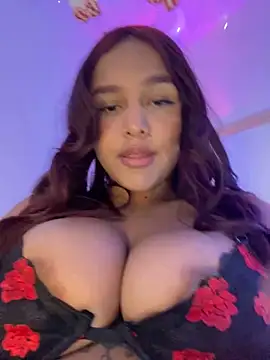 Snapshot of Fancyxlove chatting on 12-27-24, 02:01 Fancyxlove online show from 12-27-24, 02:01
