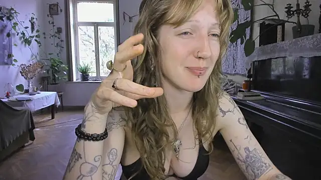 Miranda2 0 online show from 10-07-25, 06:43