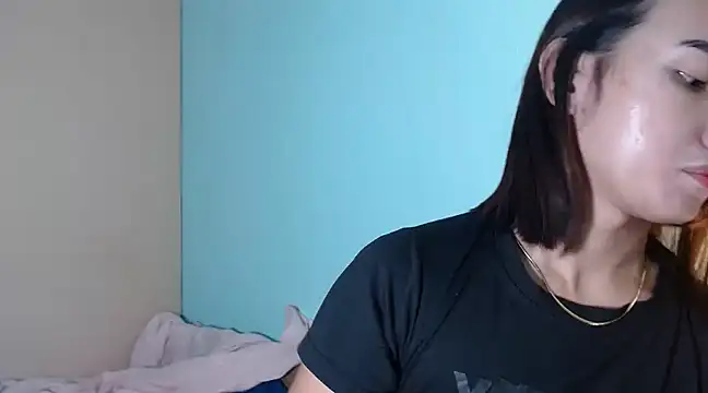 Snapshot of CasandraDiaz chatting on 12-28-24, 10:25 CasandraDiaz online show from 12-28-24, 10:25