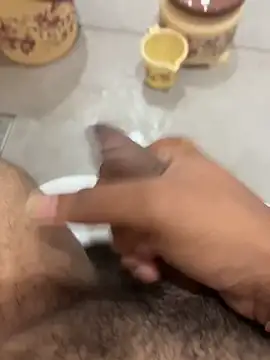 Snapshot of kkbhutaiya chatting on 11-04-25, 08:57 kkbhutaiya online show from 11-04-25, 08:57