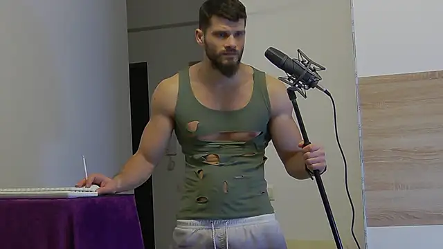 Snapshot of MauroTwin chatting on 02-08-25, 07:59 MauroTwin online show from 02-08-25, 07:59