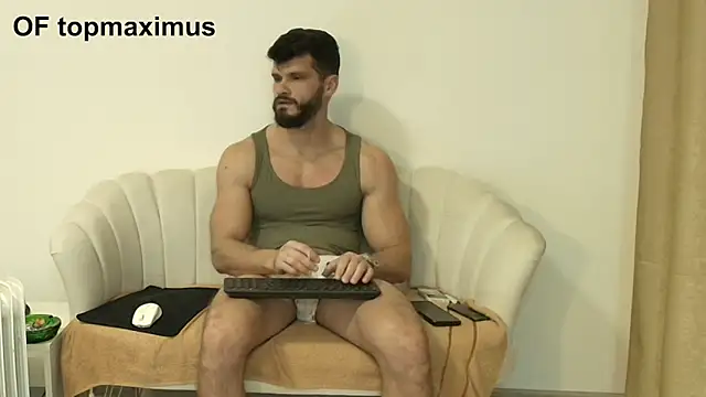 Snapshot of MauroTwin chatting on 11-26-25, 06:53 MauroTwin online show from 11-26-25, 06:53