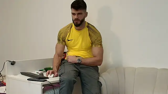 Snapshot of MauroTwin chatting on 12-01-25, 07:08 MauroTwin online show from 12-01-25, 07:08