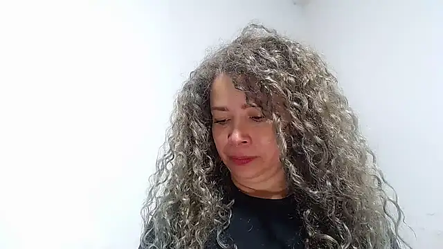 dalilasquirt1 online show from 10-07-25, 01:47