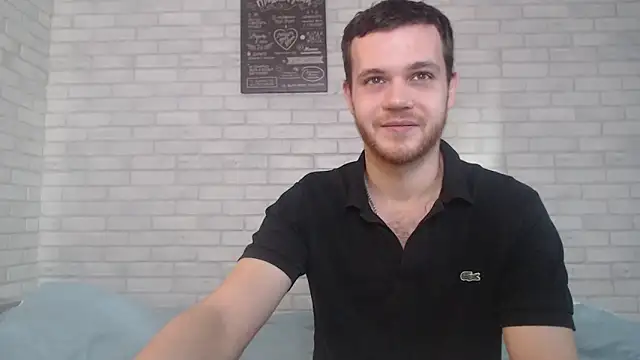 Snapshot of Alexxx_horny chatting on 01-18-25, 11:00 Alexxx horny online show from 01-18-25, 11:00