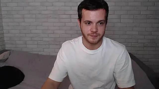 Snapshot of Alexxx_horny chatting on 10-12-25, 04:39 Alexxx horny online show from 10-12-25, 04:39