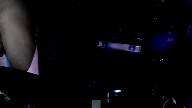 Snapshot of hollywood808 chatting on 03-19-25, 10:22 hollywood808 online show from 03-19-25, 10:22