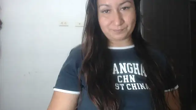 isabella bigass online show from 04-07-26, 02:06