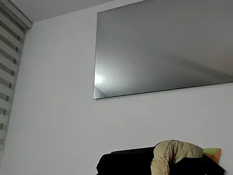 foxy-porn1 online show from 02-22-25, 01:33