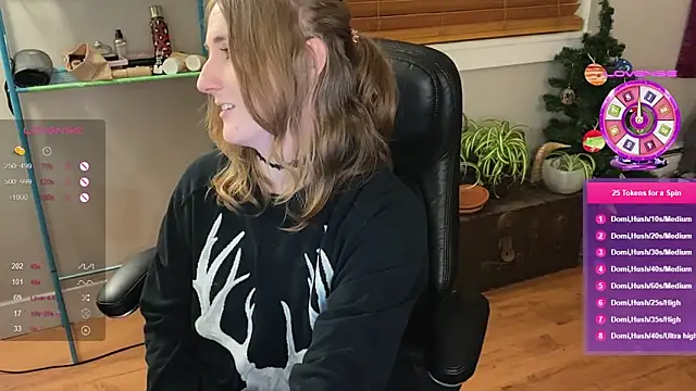 luluvaladon online show from 12-29-24, 03:22